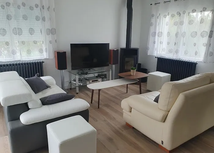 Casa Premio Au Calme Et Refaite A Neuf 别墅 *